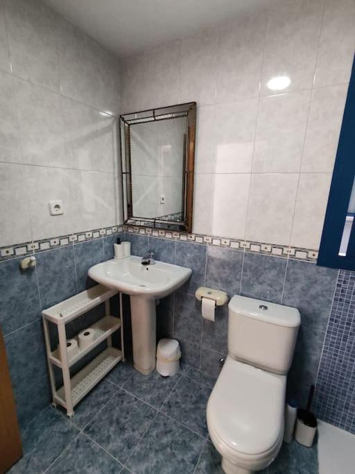 Apartamento Junto estación tren y la playa, GARAJE INCLUIDO Málaga Exterior foto