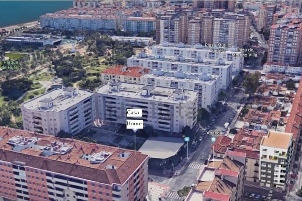 Apartamento Junto estación tren y la playa, GARAJE INCLUIDO Málaga Exterior foto