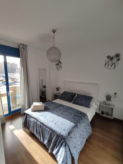 Apartamento Junto estación tren y la playa, GARAJE INCLUIDO Málaga Exterior foto